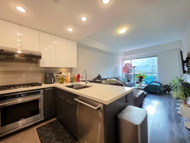 122 5311 Cedarbridge Way, Richmond, BC, Brighouse — 1 bed apartment/condo for sale