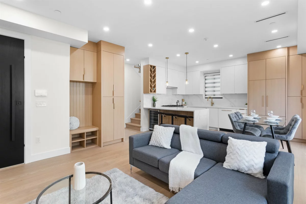 Exterior Rear Photo of 2 3429 Napier Street, Vancouver, BC