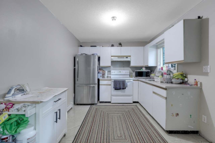 Garage Interior Photo of 7563 127 Street, Surrey, BC
