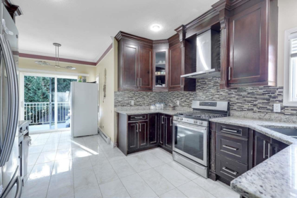 Primary Bathroom Photo of 7563 127 Street, Surrey, BC