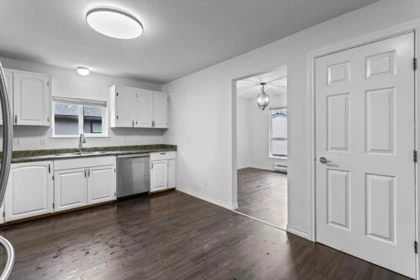 Breakfast Nook Photo of 45595 Lewis Avenue, Chilliwack, BC