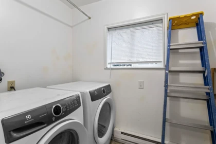 Mudroom Photo of 45595 Lewis Avenue, Chilliwack, BC