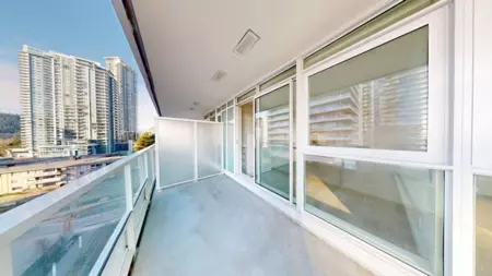 703 525 Foster Avenue, Coquitlam, BC, Coquitlam — Apartment/Condo for sale