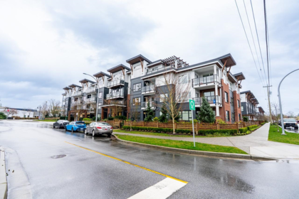204 22136 49 Avenue, Langley, BC, Langley — Apartment/Condo for sale