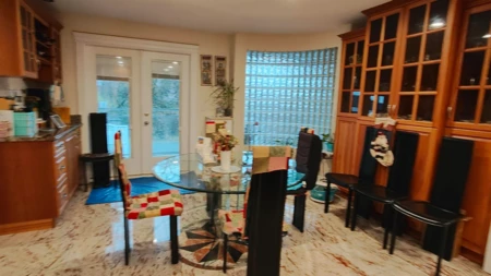 Breakfast Nook Photo of 8675 Armstrong Avenue, Burnaby, BC