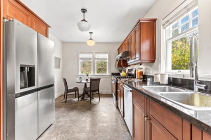 Breakfast Nook Photo of 6713 Arbutus Street, Vancouver, BC