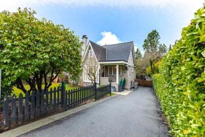 Garden / Landscaping Photo of 6713 Arbutus Street, Vancouver, BC