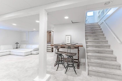 Hallway Photo of 6713 Arbutus Street, Vancouver, BC