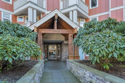 109 15368 16a Avenue, Surrey, BC, Surrey — Apartment/Condo for sale