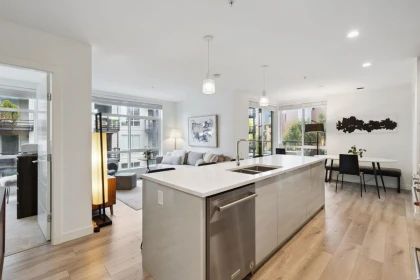 Kitchen Island Photo of 309 128 E 8th Street, North Vancouver, BC