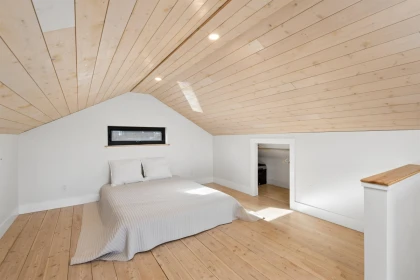 Basement Recreation Room Photo of 4345 W River Road, Ladner, BC