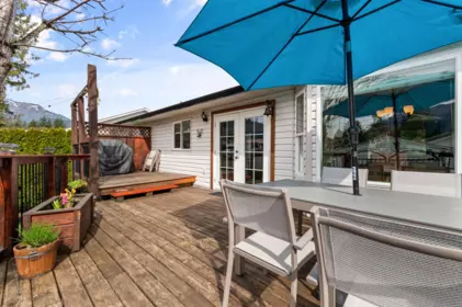 780 Olson Avenue, Hope, BC, Hope — Single Family Residence for sale