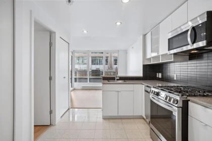 Kitchen Photo of 306 928 Beatty Street, Vancouver, BC