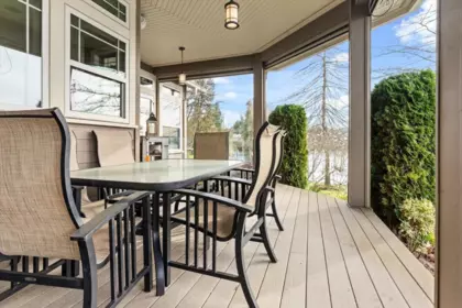 Backyard Photo of 9441 Hayward Street, Mission, BC