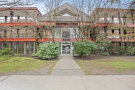 207 4951 Sanders Street, Burnaby, BC