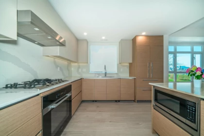 Kitchen Island Photo of 37 10333 River Drive, Richmond, BC