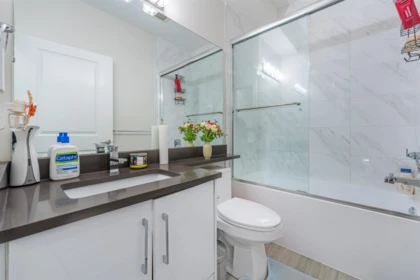 Kitchen Island Photo of 5069 Earles Street, Vancouver, BC