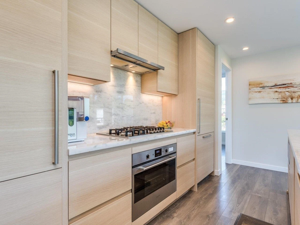 Family Room Photo of 402 308 Morrissey Road, Port Moody, BC