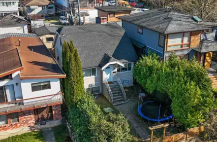 4890 Dumfries Street, Vancouver, BC, Vancouver — Single Family Residence for sale