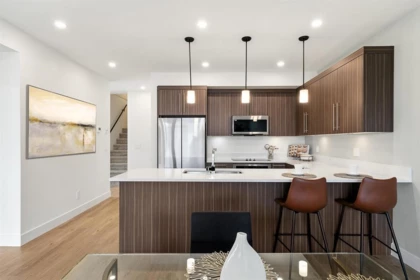 Kitchen Photo of 5 5522 Mccourt Road, Sechelt, BC
