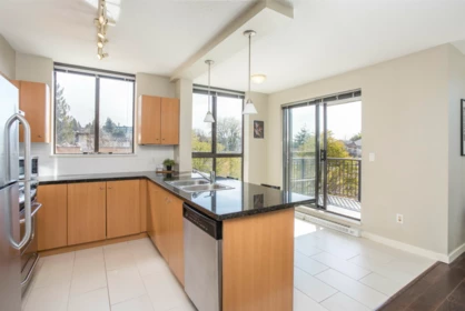 507 511 Rochester Avenue, Coquitlam, BC, Coquitlam — Apartment/Condo for sale