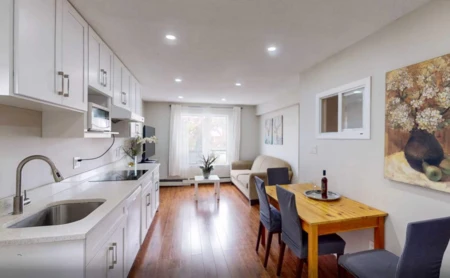 Hallway Photo of 4078 Farrington Street, Burnaby, BC