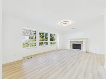 Breakfast Nook Photo of 2556 Trillium Place, Coquitlam, BC
