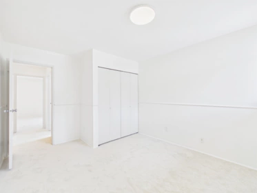 Hallway Photo of 2556 Trillium Place, Coquitlam, BC