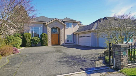 9128 Diamond Road, Richmond, BC, Richmond — Single Family Residence for sale