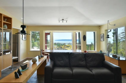 Walk-In Closet Photo of 10741 Wood Bay Heights Road, Halfmoon Bay, BC