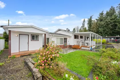 Backyard Photo of 238 27111 Avenue, Langley, BC