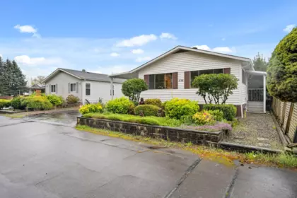 Hot Tub / Spa Photo of 238 27111 Avenue, Langley, BC