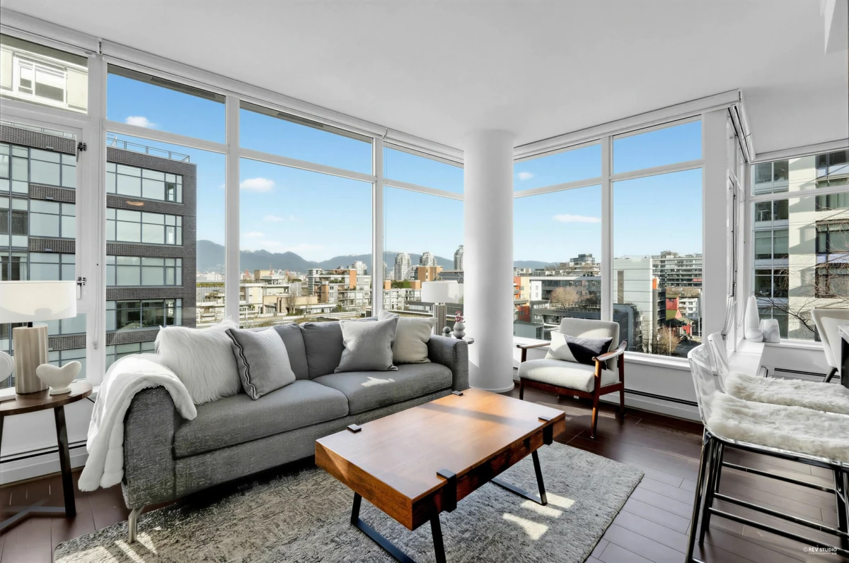 Living Room Photo of 909 1708 Columbia Street, Vancouver, BC