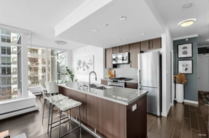 Breakfast Nook Photo of 909 1708 Columbia Street, Vancouver, BC