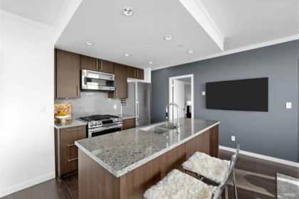 Kitchen Photo of 909 1708 Columbia Street, Vancouver, BC