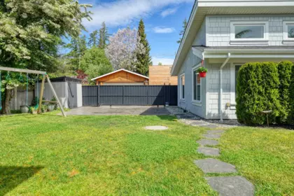Backyard Photo of 13171 15a Avenue, Surrey, BC
