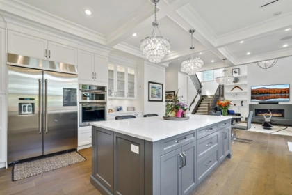 Kitchen Island Photo of 13171 15a Avenue, Surrey, BC