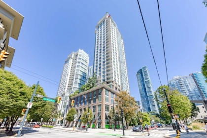 Hot Tub / Spa Photo of 1106 535 Smithe Street, Vancouver, BC