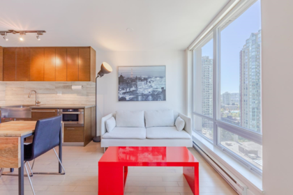 Kitchen Photo of 1106 535 Smithe Street, Vancouver, BC