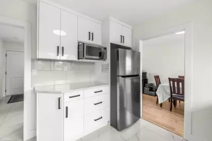 Breakfast Nook Photo of 9360 Pinewell Crescent, Richmond, BC