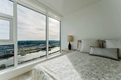 Bedroom 4 Photo of 4605 680 Quayside Drive, New Westminster, BC