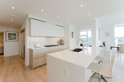 Primary Bathroom Photo of 4605 680 Quayside Drive, New Westminster, BC