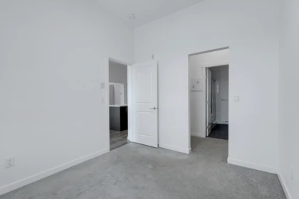 Entry Foyer Photo of 408 13628 81a Avenue, Surrey, BC