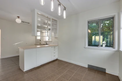 Breakfast Nook Photo of 509 E Keith Road, North Vancouver, BC