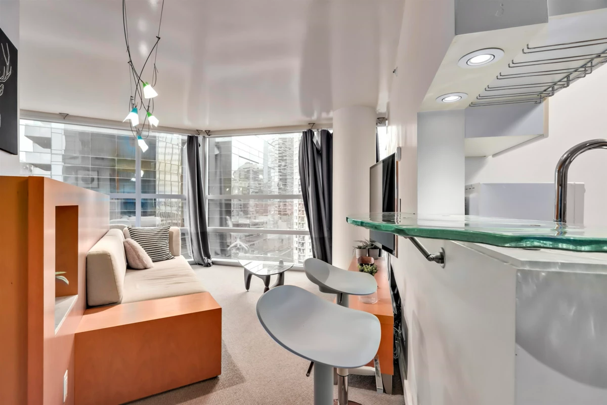 Family Room Photo of 1404 1050 Burrard Street, Vancouver, BC