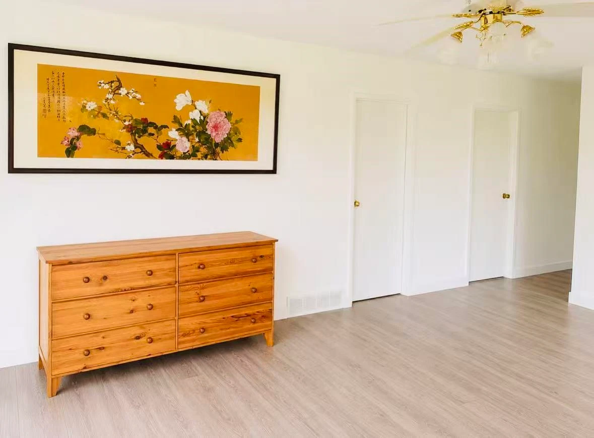 Family Room Photo of 18106 32 Avenue, Surrey, BC
