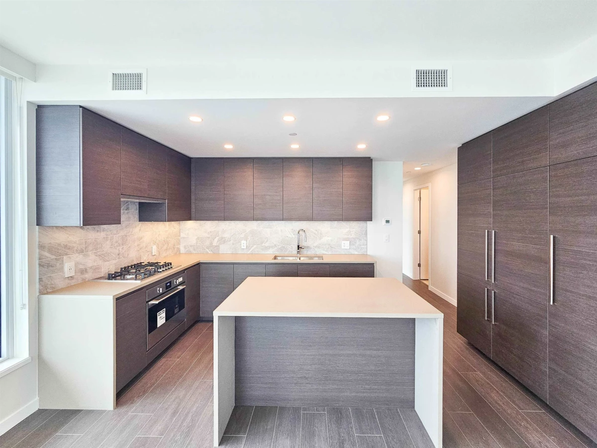 Living Room Photo of 5610 2108 Gilmore Avenue, Burnaby, BC