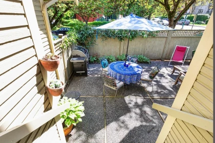Breakfast Nook Photo of 805 W 14th Avenue, Vancouver, BC