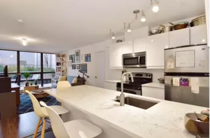 409 933 Hornby Street, Vancouver, BC, Vancouver — Apartment/Condo for sale