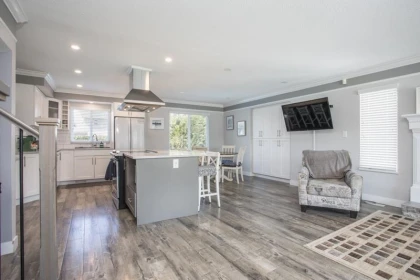 12181 Chestnut Crescent, Pitt Meadows, BC, Pitt Meadows — Single Family Residence for sale